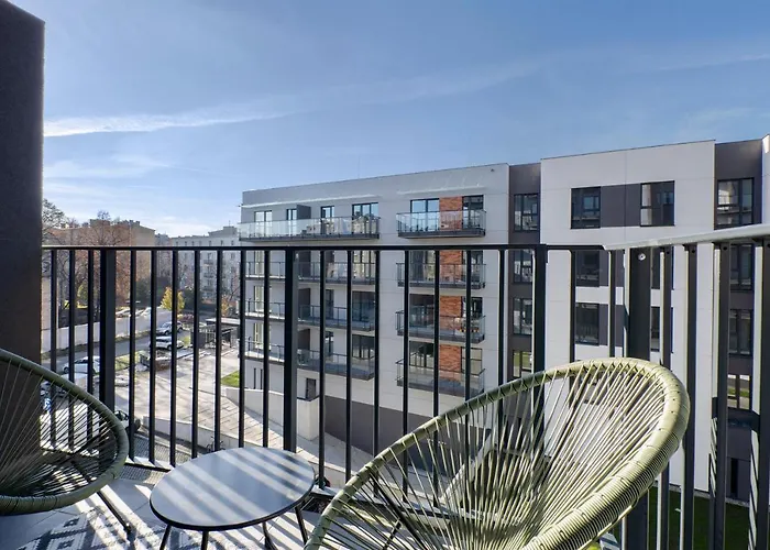 Manufaktura Centrum Z Klimatyzacja *